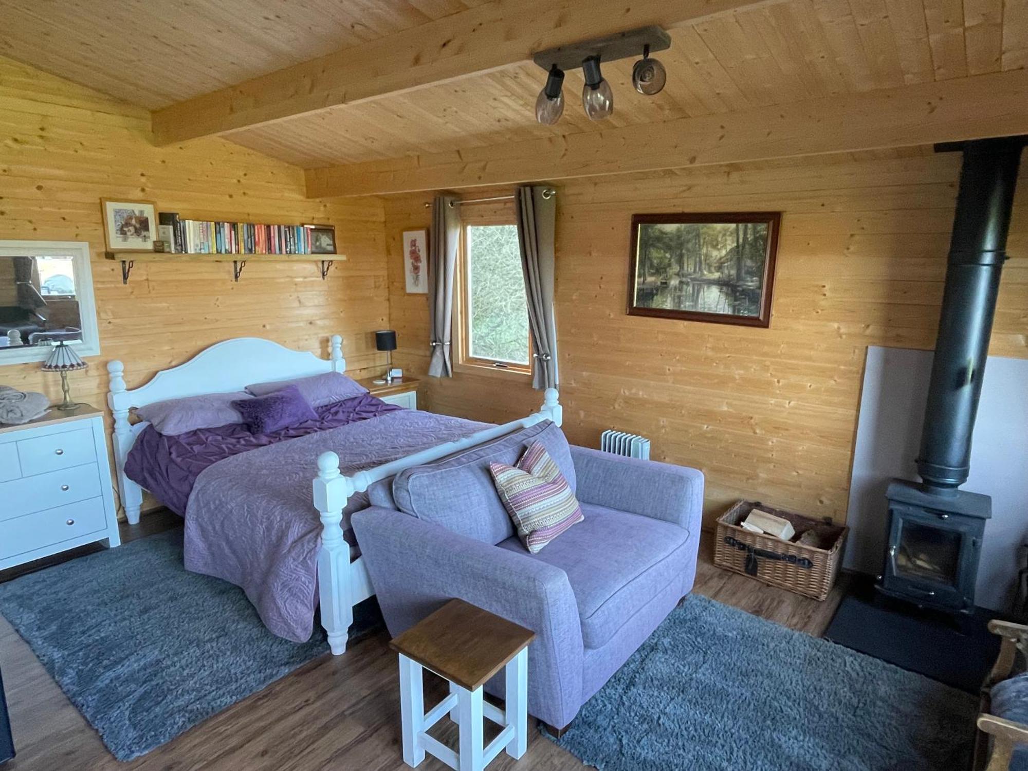 Cosy Cabin In Annie'S Meadow West Meon Εξωτερικό φωτογραφία