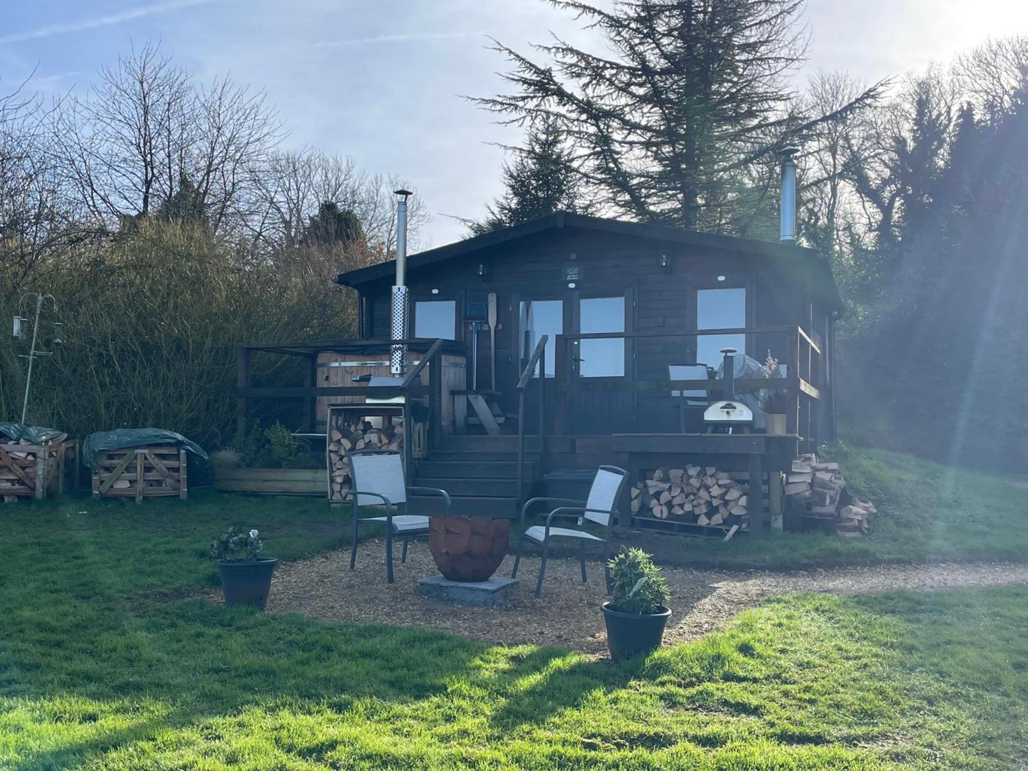 Cosy Cabin In Annie'S Meadow West Meon Εξωτερικό φωτογραφία